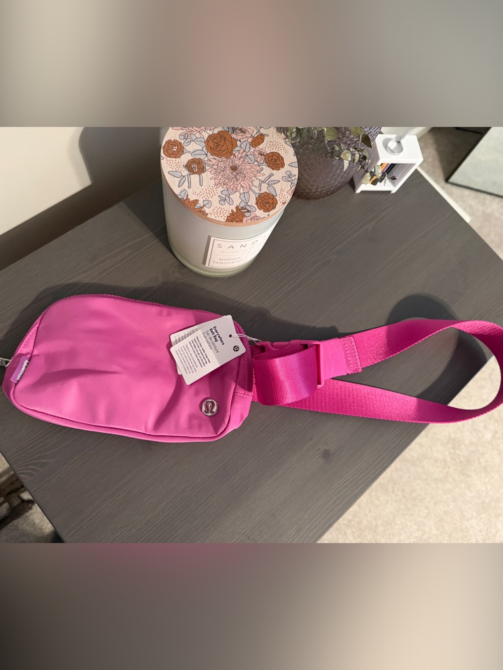 Lululemon 1L Belt Bag NWT- bright pink color